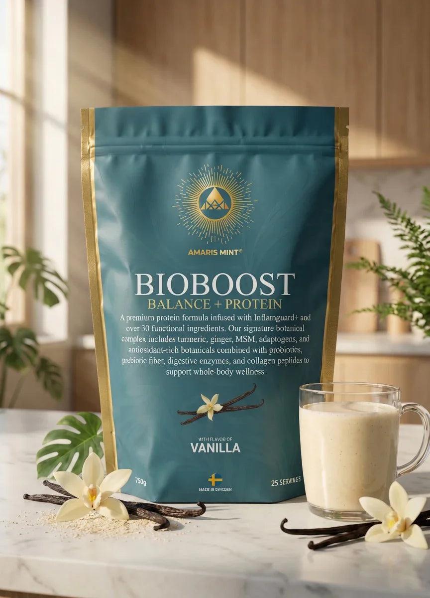 Amaris Mint BioBoost Vanilla pouch with a prepared shake, vanilla beans and flowers.